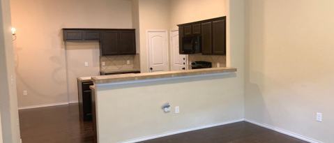 Building Photo - 720 Creekside Cir