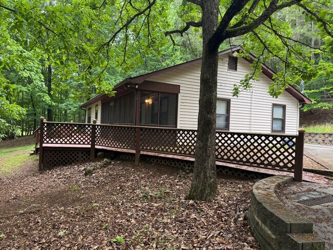 Foto del edificio - 3 Bedrooms, 2 Bathrooms - Home in Lindale!
