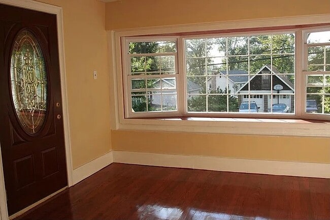 Building Photo - 8 Caton Terrace