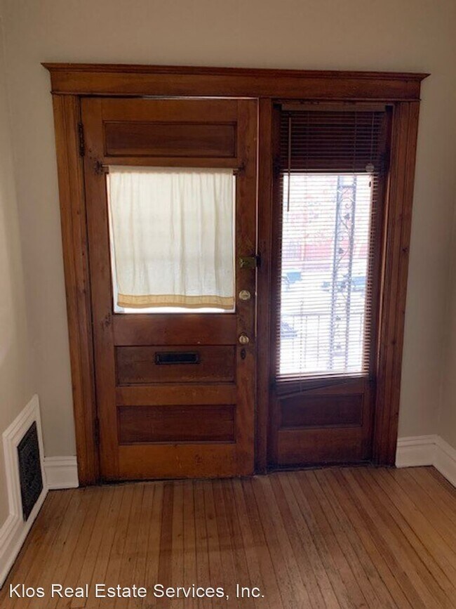 Foto del edificio - 3 br, 1 bath House - 1217 E. 12 th Ave.