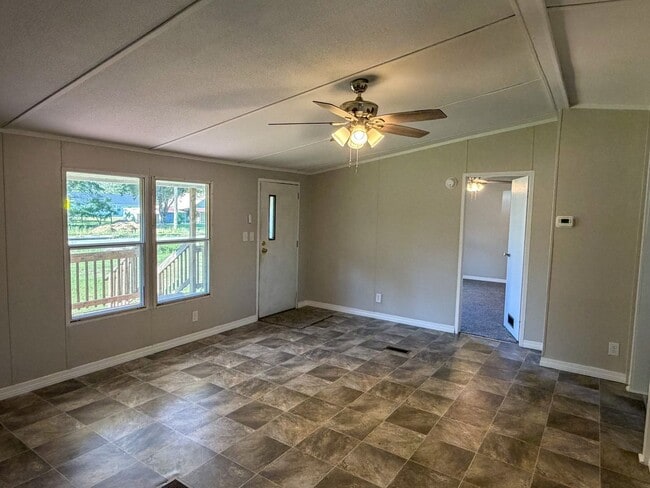 Building Photo - 1321 15th St