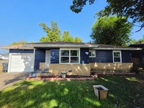 Building Photo - 1711 Merritt St