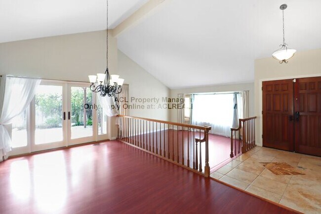 Building Photo - Spacious, Single Story Northgate Home For Rent