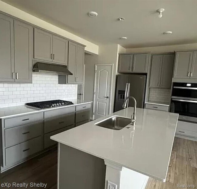 Building Photo - 1435 Arcadia Dr