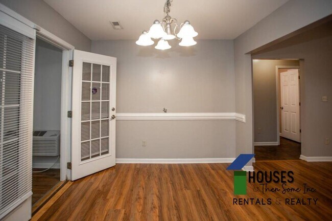 Foto del edificio - 880 Old Furnace Rd
