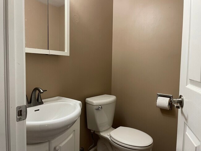 Foto del edificio - 4525 Jefferson St