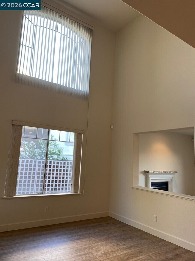 Foto del edificio - 171 Shadowhill Cir