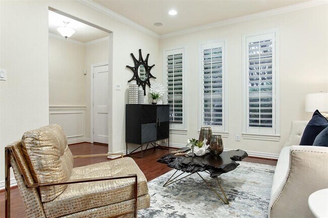 Foto del edificio - 3817 Travis St