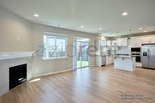 Foto del edificio - 200 N 87th Pl