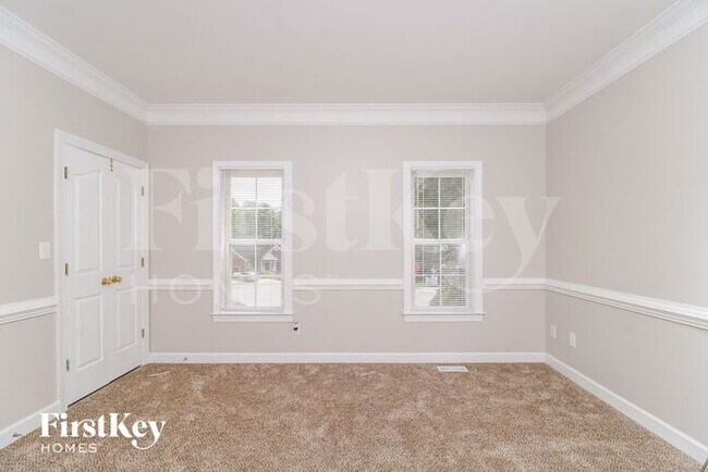 Building Photo - 5115 Hartridge Way