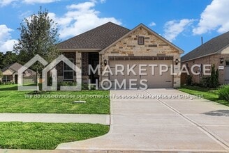 Building Photo - 6107 White Spruce Dr