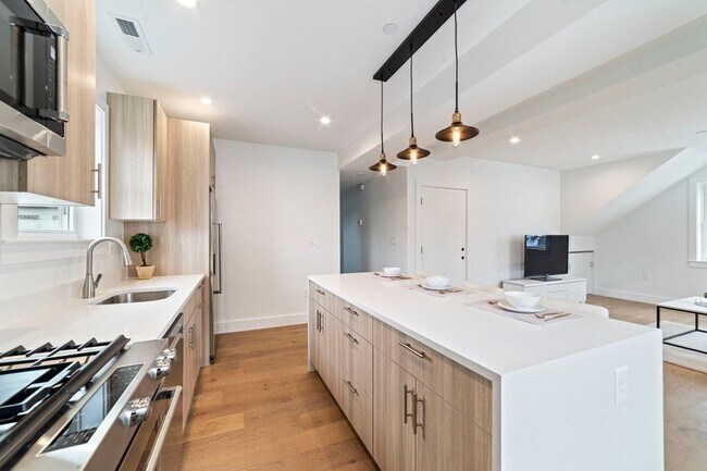 Foto del edificio - 24 Kensington Ave