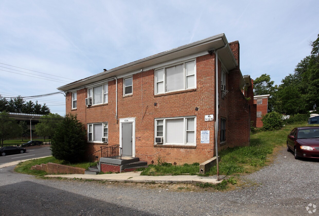 Primary Photo - 6504 Central Ave
