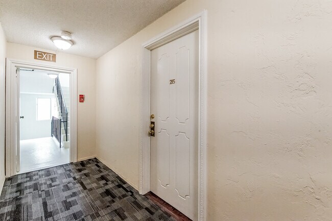 Foto del edificio - 1831 Prosser Ave