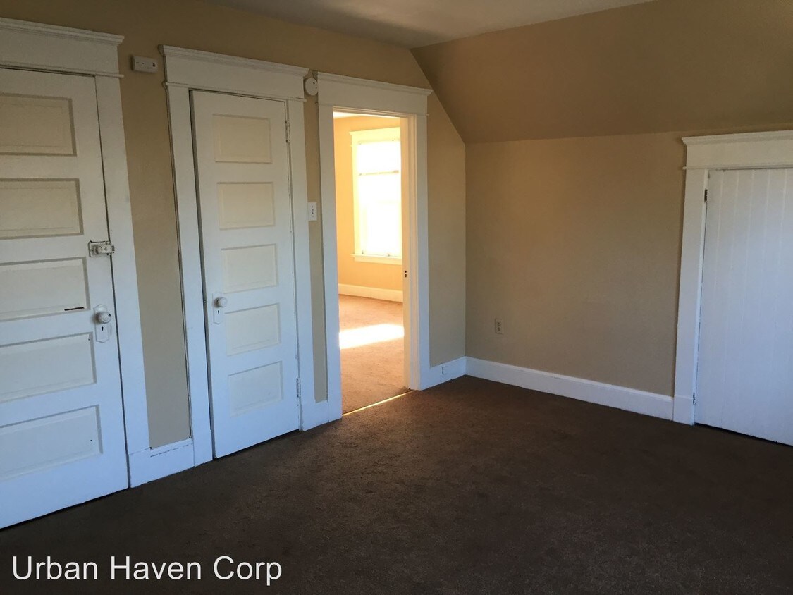 Building Photo - 71-73 Blake St