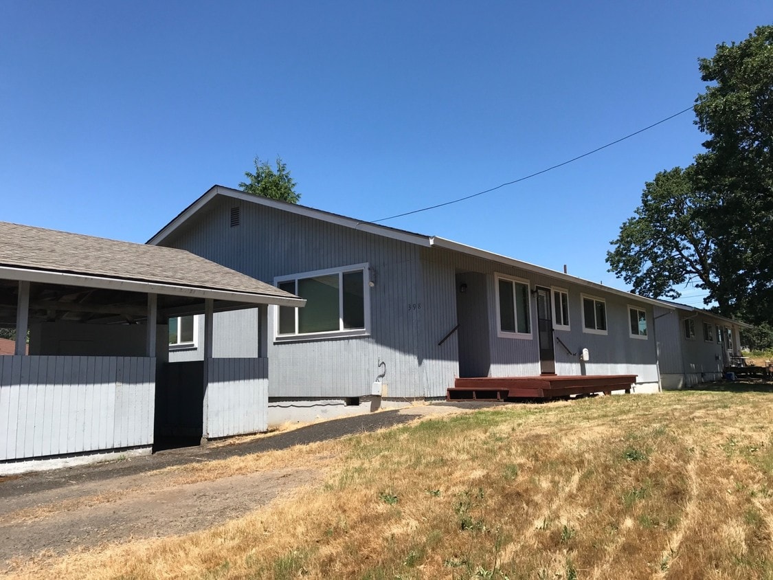 398 S 17th St, Saint Helens, OR 97051 Townhome Rentals in Saint
