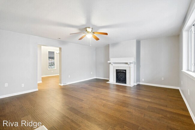 Building Photo - 3 br, 1 bath House - 410 Lorenz Avenue