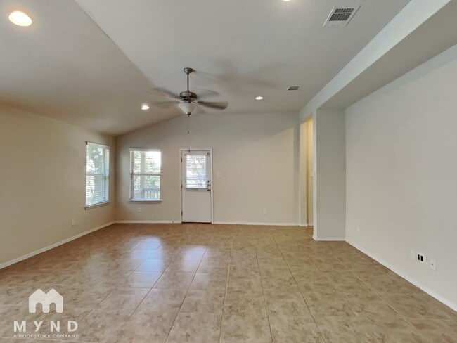 Building Photo - 20216 Boggy Ford Rd
