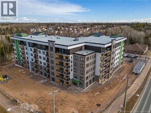 Building Photo - 1030 Melanson Rd