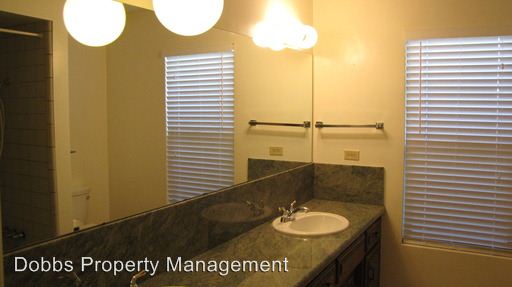 Building Photo - 800 Ferdinand Ct