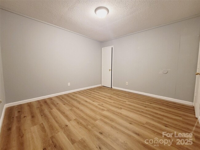 Foto del edificio - 1028 New Beginnings Ave