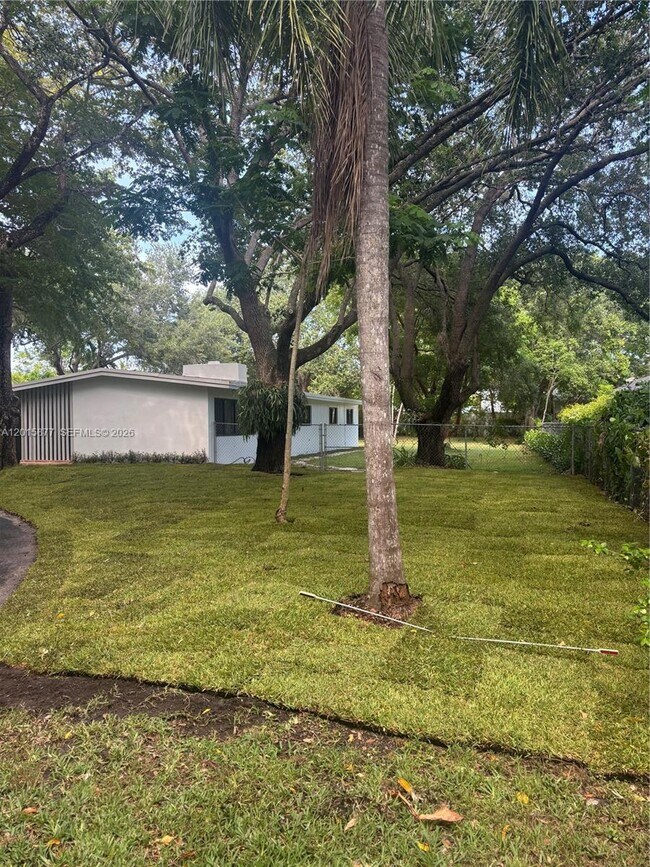 Foto del edificio - 12725 SW 80th Ave