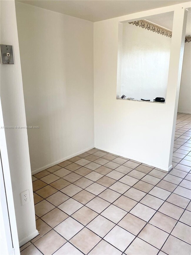 Building Photo - 2 bedroom in Miramar FL 33023