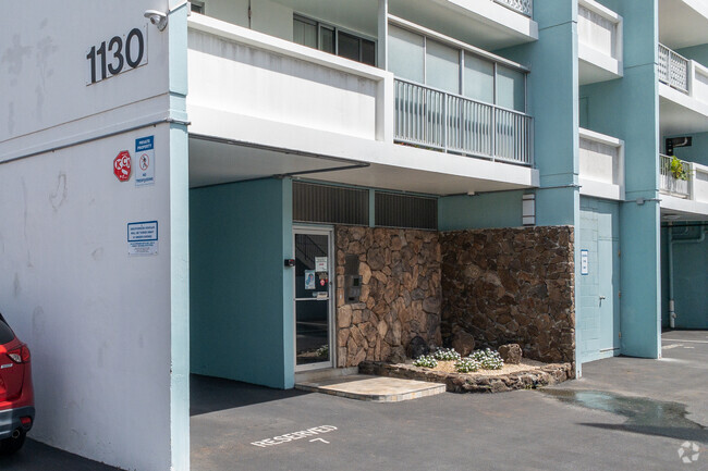 Foto del edificio - Makiki Manor