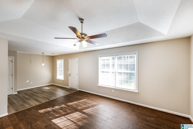 Foto del edificio - 1597315973 Stone Ridge Cir