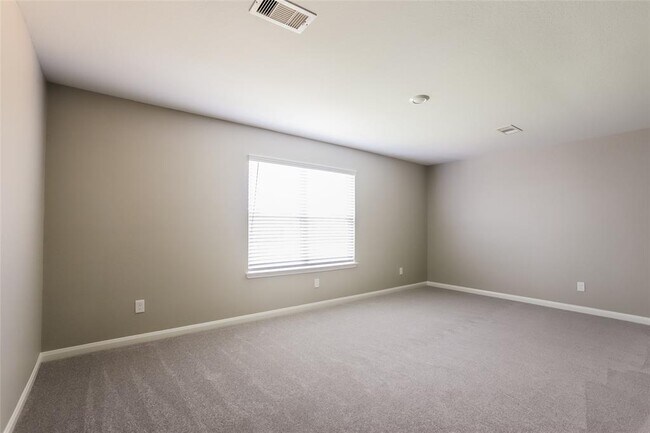 Building Photo - 23119 Bellini Dr