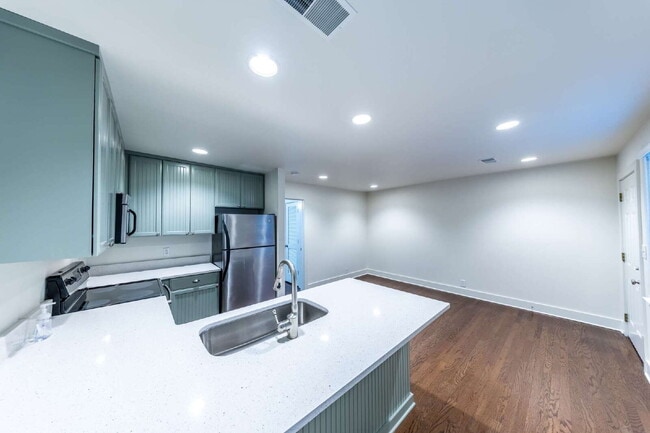 Photo - **LEASED**   Renovated Condo on Fatherland, Minutes to 5 Points!