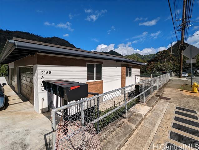 Building Photo - 2168 10th Ave