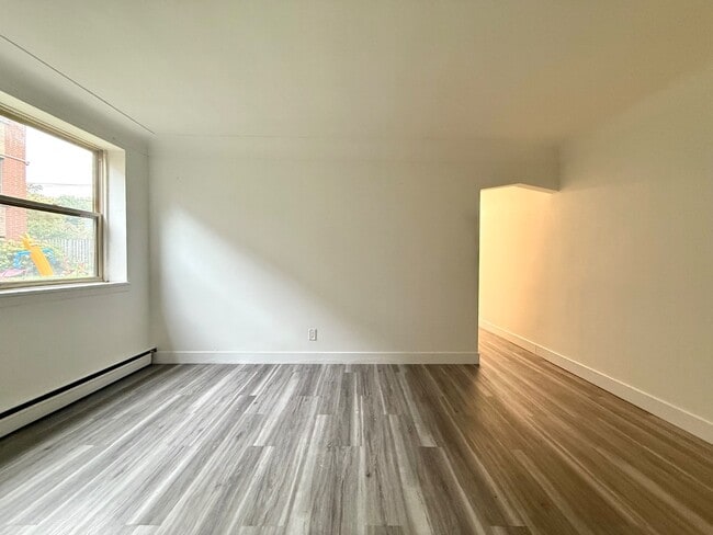 Photo du bâtiment - 169 Park Row S