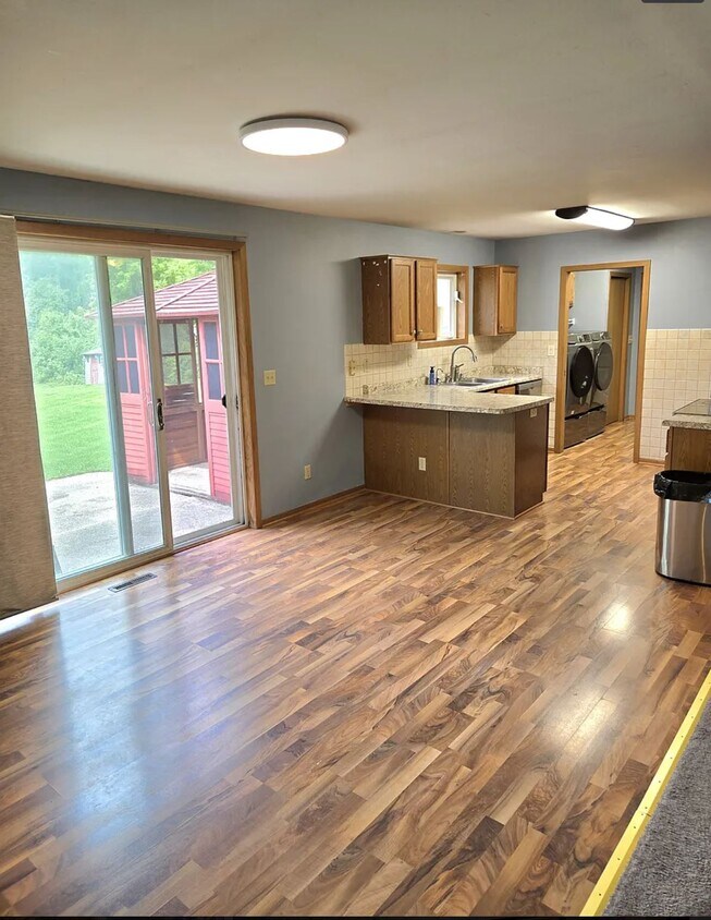 Foto del edificio - 8728 E Windlake Rd