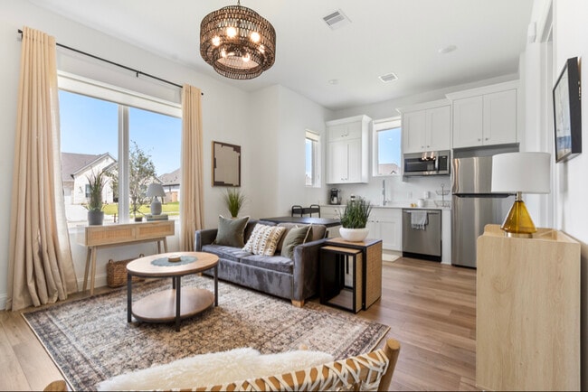 Building Photo - 3017 Shelly Byu Ct