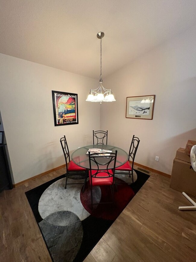 Foto del edificio - 4 Bedroom Townhome