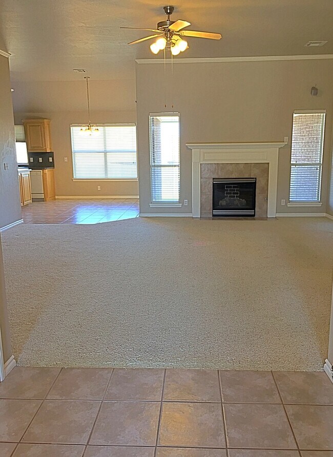 Foto del edificio - 1745 Sq. Ft.- Open Floor Plan- Edmond Schools