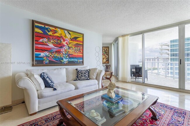 Building Photo - 16711 Collins Ave