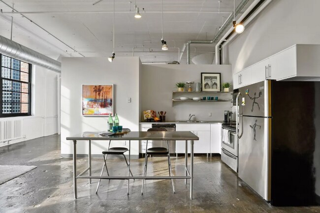 Foto del edificio - 500 Robert St N