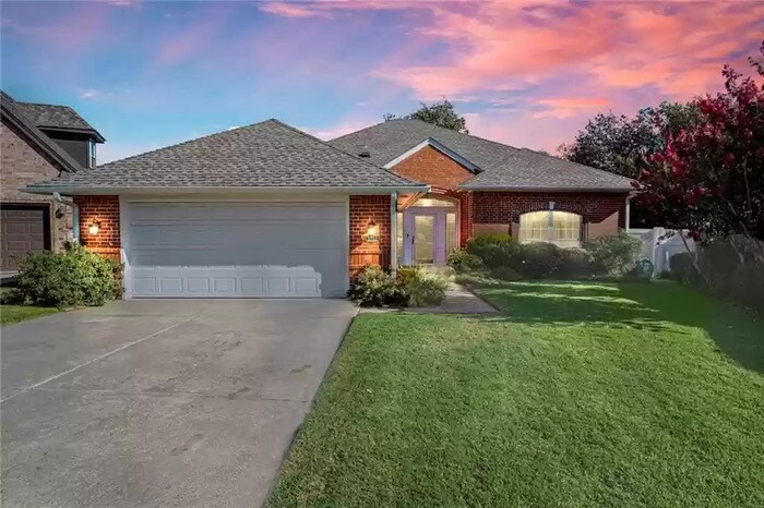 Primary Photo - Beautiful 3 bedroom 2 bath House-Brookhaven