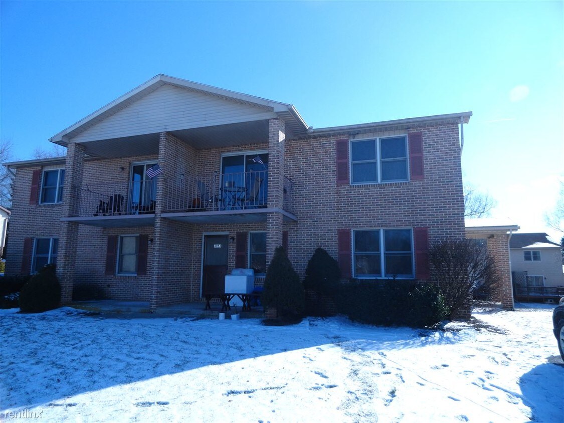 4052 Winfield Ter, Easton, PA 18045 Condo for Rent in Easton, PA