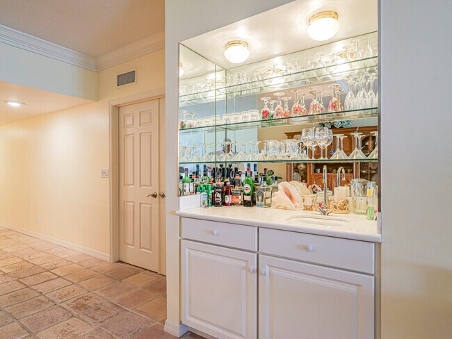 Building Photo - 4800 Florida A1A