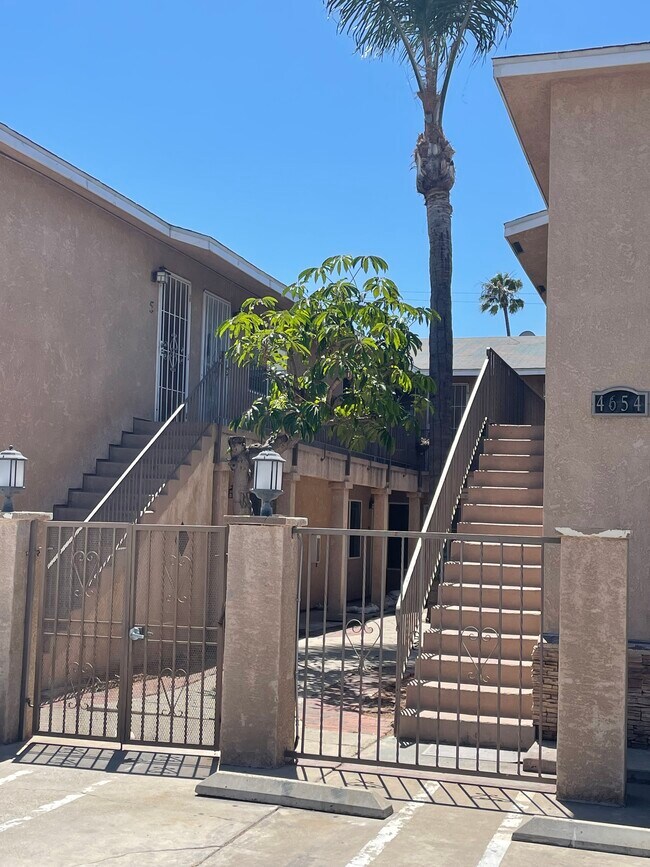 Foto del edificio - 4654 33rd St