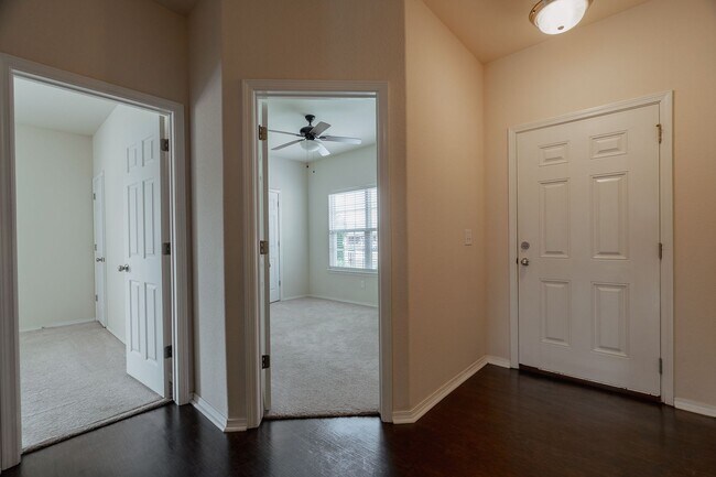 Building Photo - 3 Bedroom West Fay Home w/HUGE Backyard!