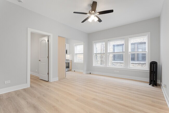 Foto del edificio - 7600 N Sheridan Rd