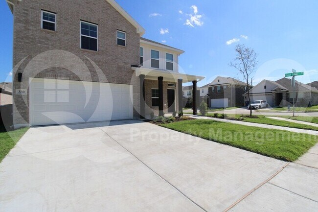 Building Photo - 330 Fire Rock Dr