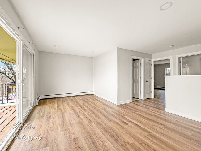 Foto del edificio - 20 Arrowhead Dr