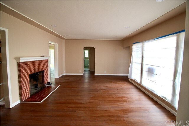 Building Photo - 3040 Seminole Ave