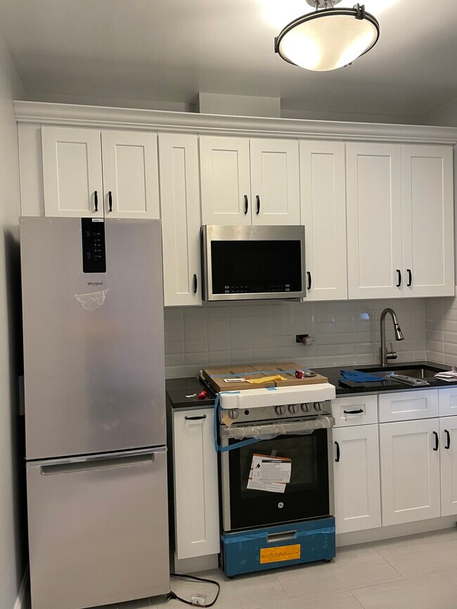 Foto del edificio - 302 Etna St