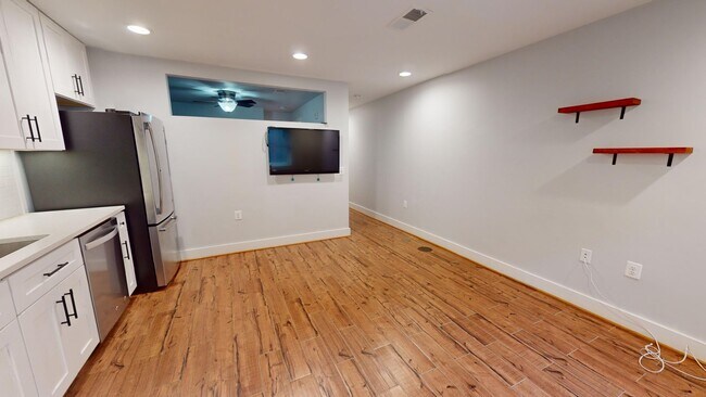 Foto del edificio - Georgia Ave Spacious One Bedroom W/Private...